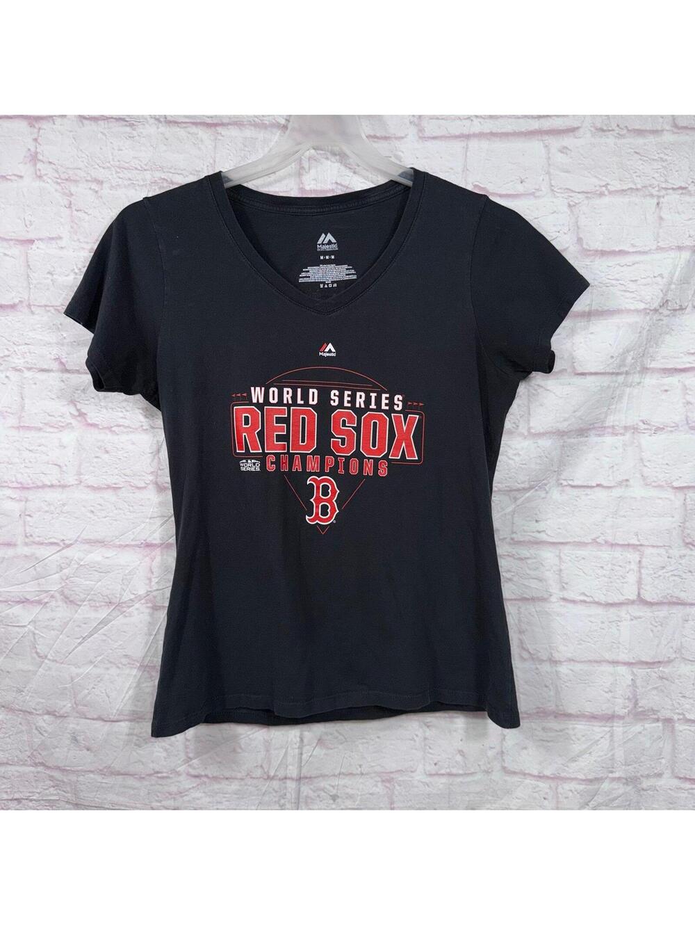 Majestic Boston Red Sox 2018 World Series Champions Women’s Tee Medium